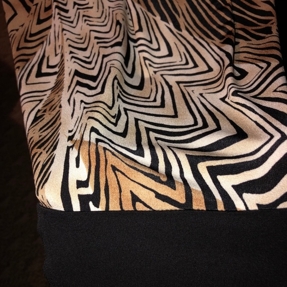 AB STUDIO CASUAL DRESS SIZE M - #0002-032019TR - Picture 4 of 7